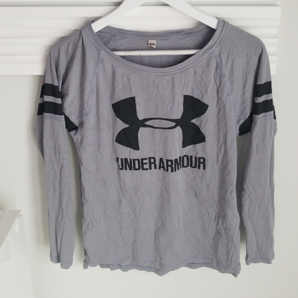 Under Armour long sleeve tshirt S